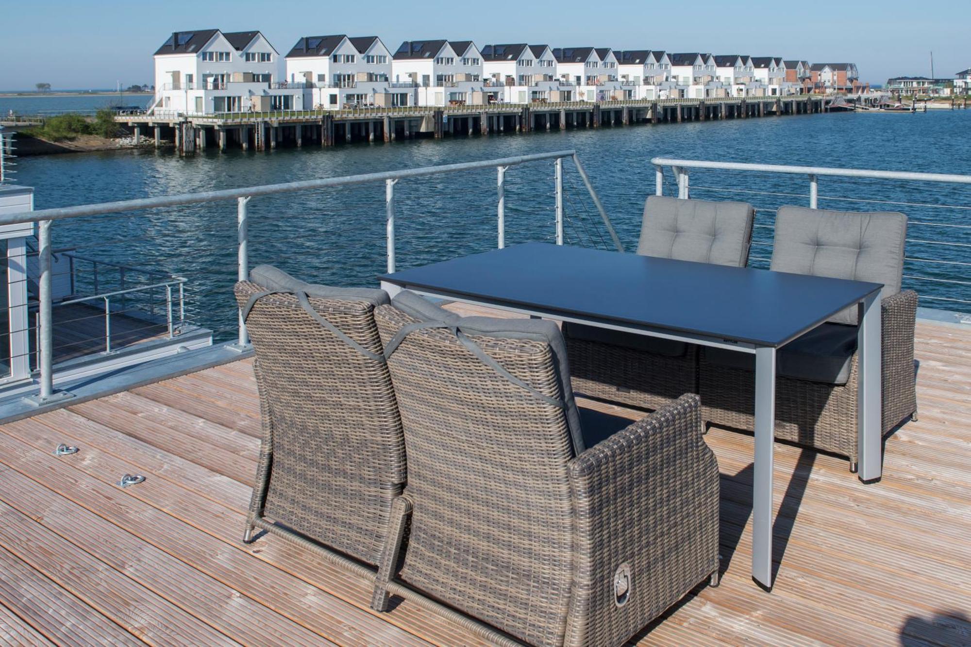 Schwimmendes Ferienhaus Antares One By Seeblick Ferien Oro, Rundum Wasser, Sauna Olpenitz Luaran gambar