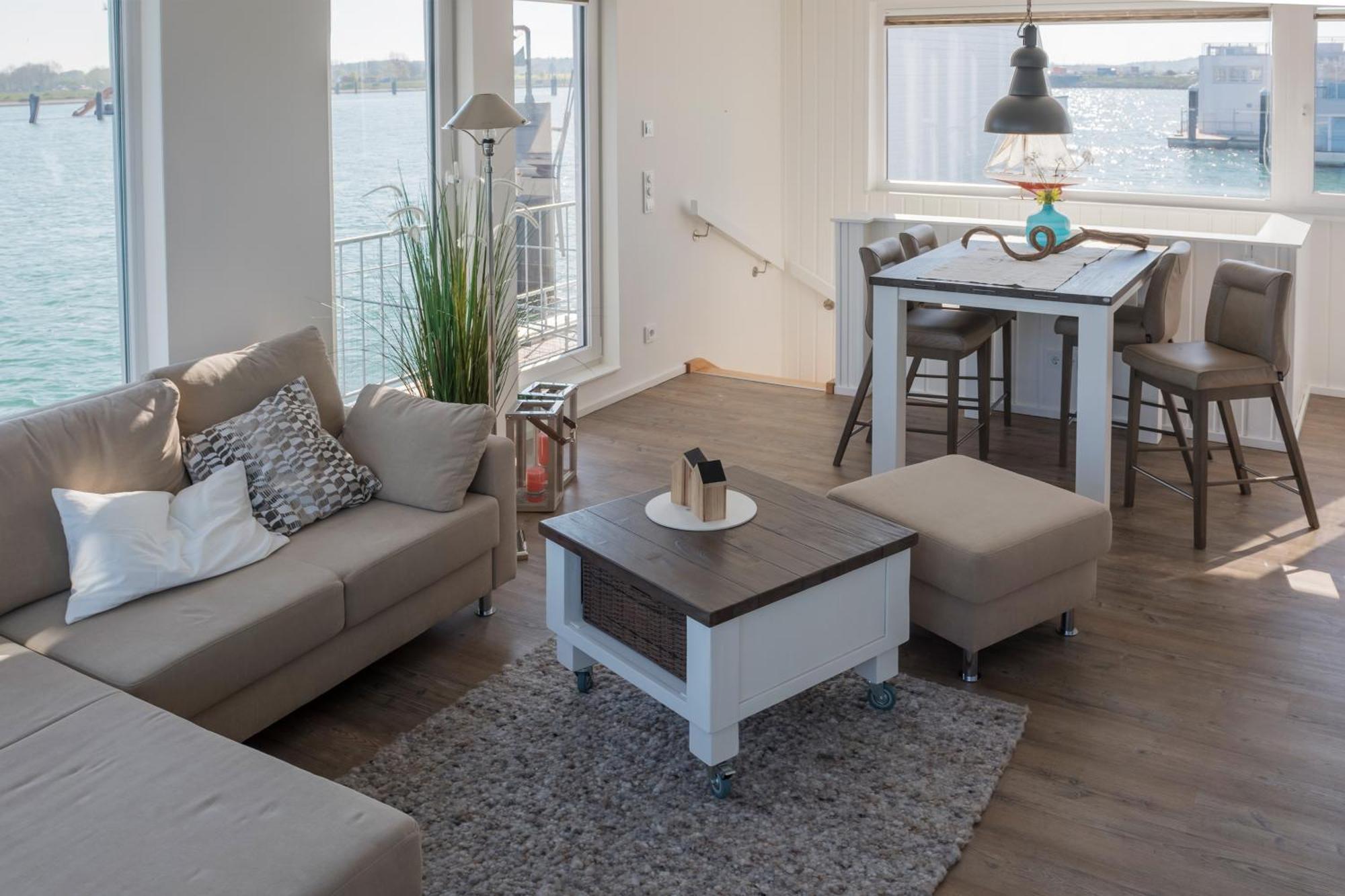 Schwimmendes Ferienhaus Antares One By Seeblick Ferien Oro, Rundum Wasser, Sauna Olpenitz Luaran gambar