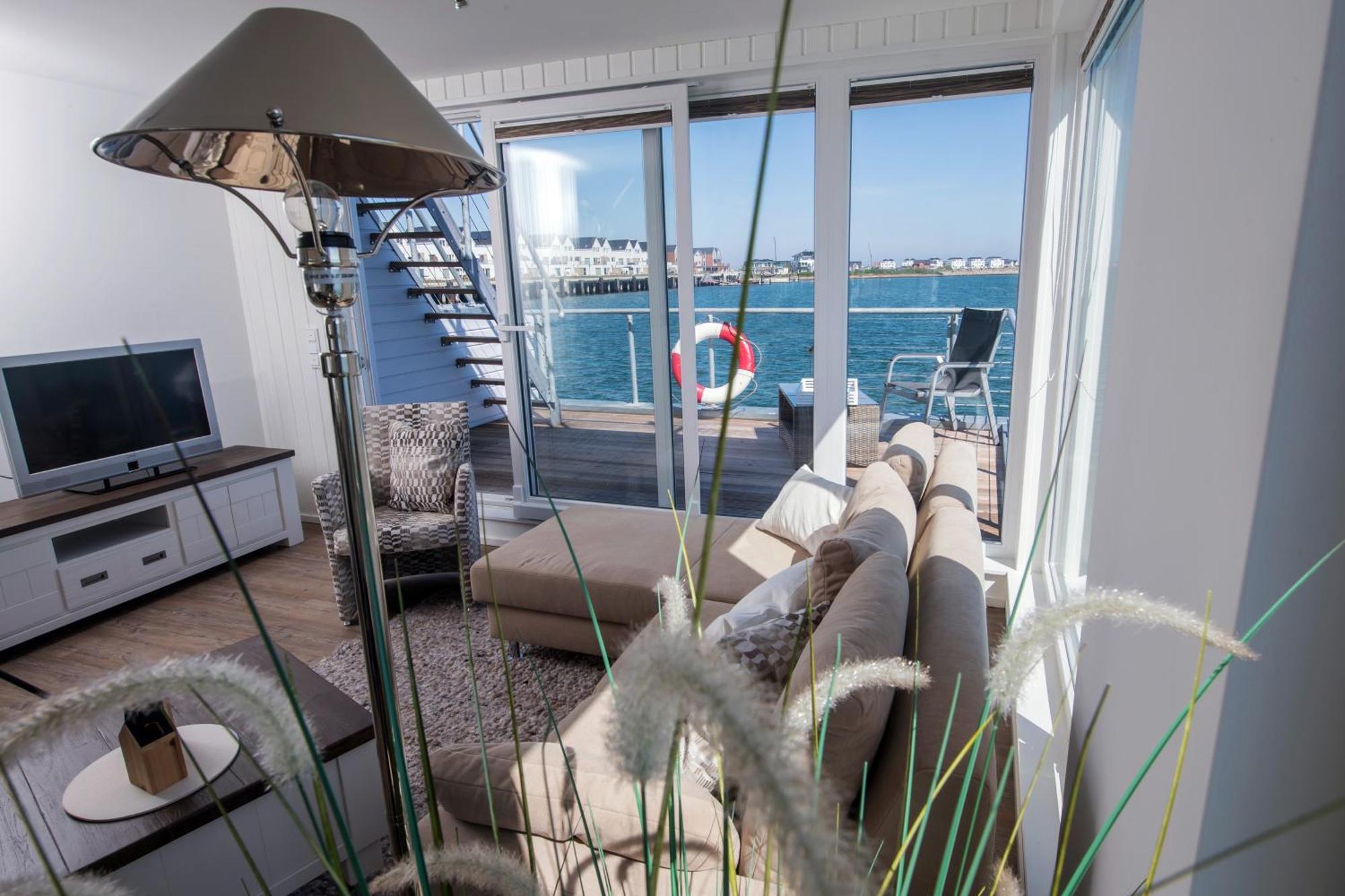 Schwimmendes Ferienhaus Antares One By Seeblick Ferien Oro, Rundum Wasser, Sauna Olpenitz Luaran gambar
